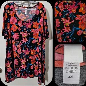 FREE ADD ON SIZE 3X LULAROE Floral Short Sleeve Top (B117)